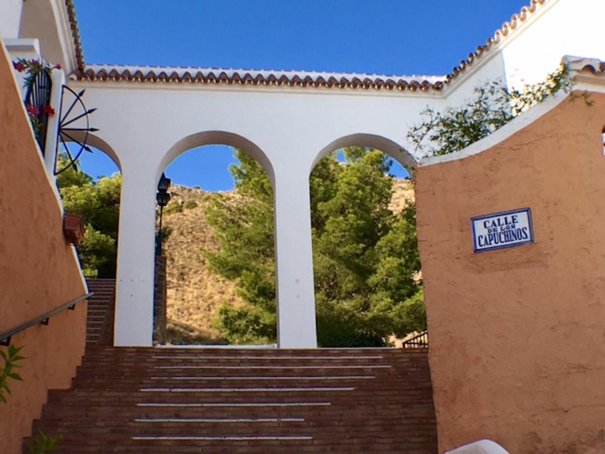 Apartment With Panoramic Views, San Juan De Capistrano, Nerja Eksteriør bilde